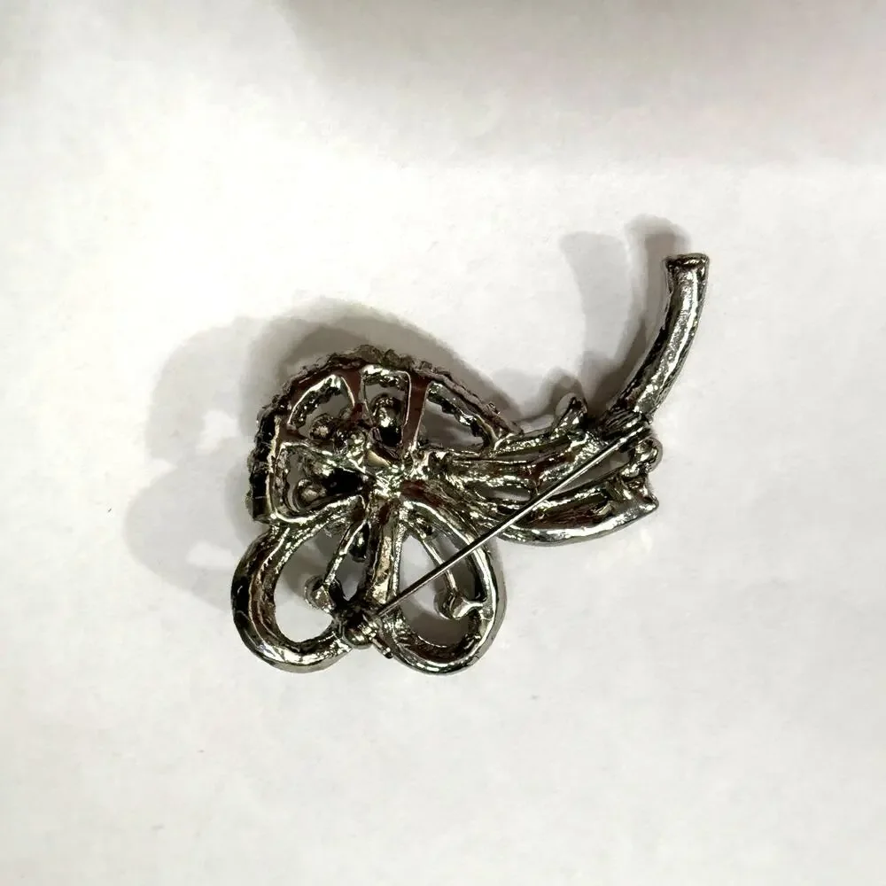 Vintage 1960s Aurora Borealis Rhinestone Silvertone Brooch Pin